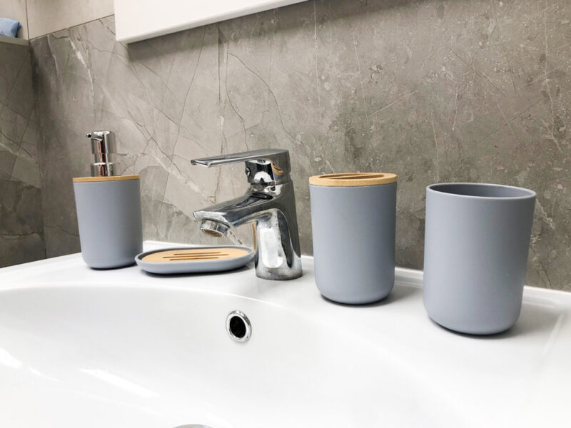 6-osaline WC / vannitoa komplekt - Image 2